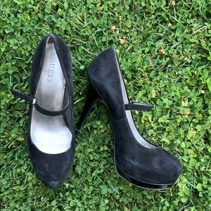 {Guess} Black suede patten leather pump heels